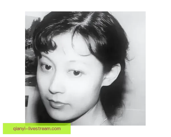 艾维被裁后称妻子冷落凯特琳回应从未抛弃他只为博眼球